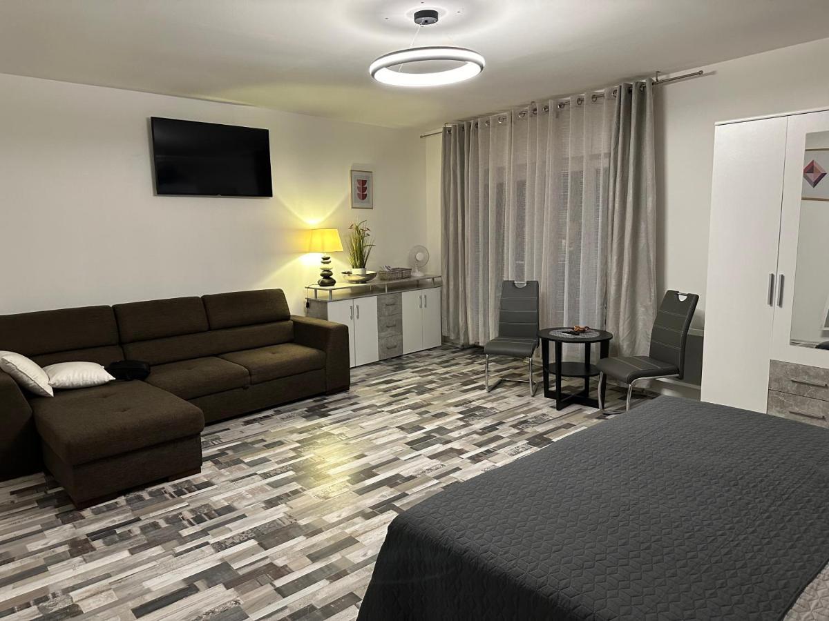 Apartmany Piller رودنيتسي ناد لابيم المظهر الخارجي الصورة
